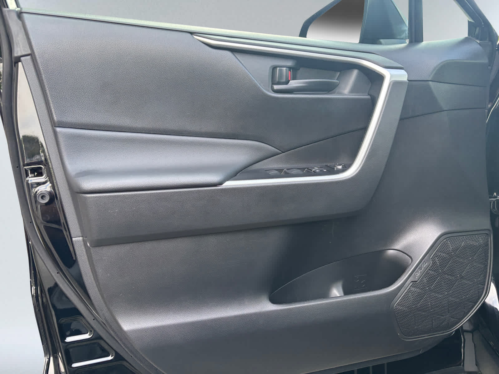 used 2022 Toyota RAV4 car, priced at $28,999