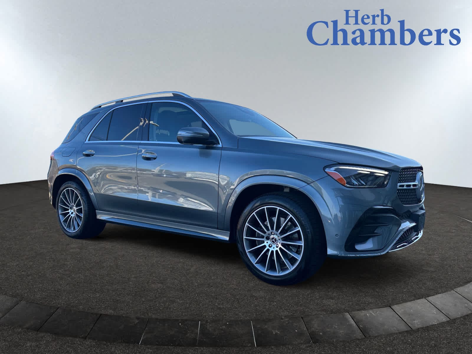 used 2025 Mercedes-Benz GLE 350 car, priced at $67,998