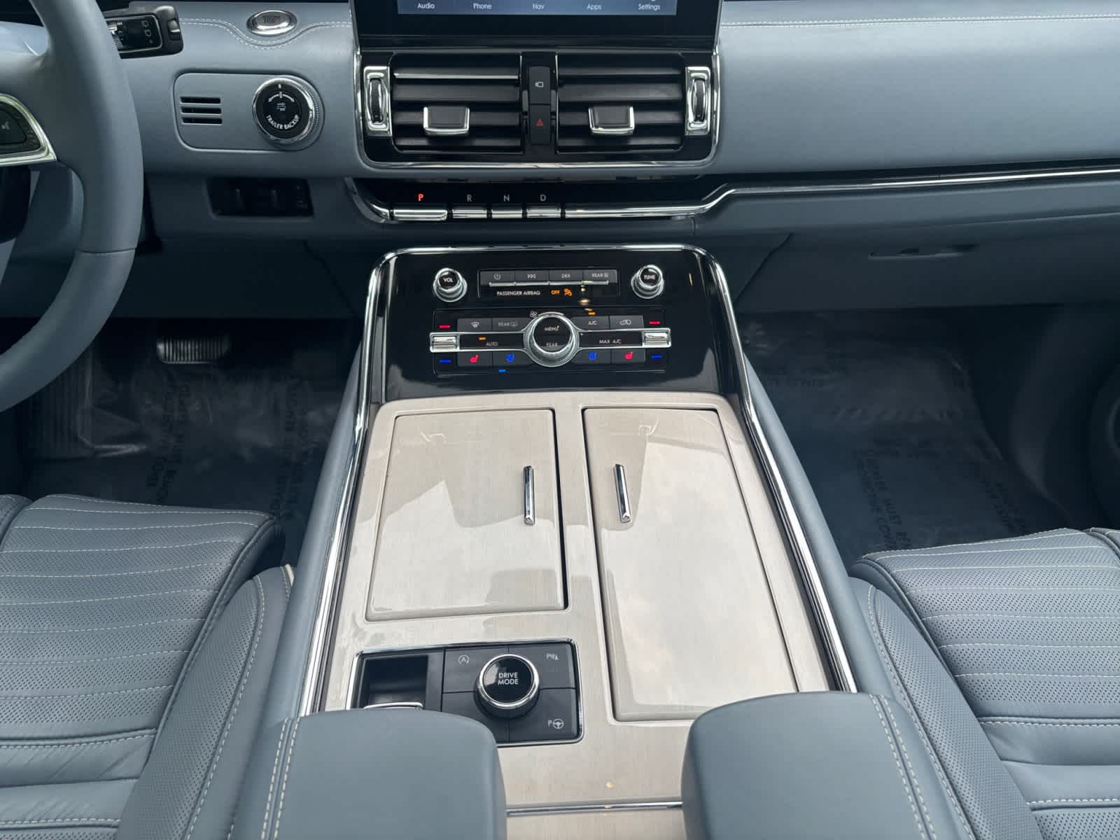 used 2021 Lincoln Navigator car, priced at $56,999