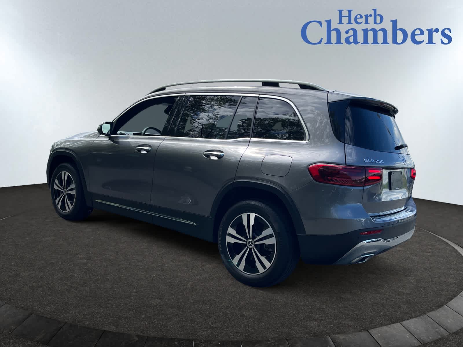 used 2025 Mercedes-Benz GLB 250 car, priced at $43,898