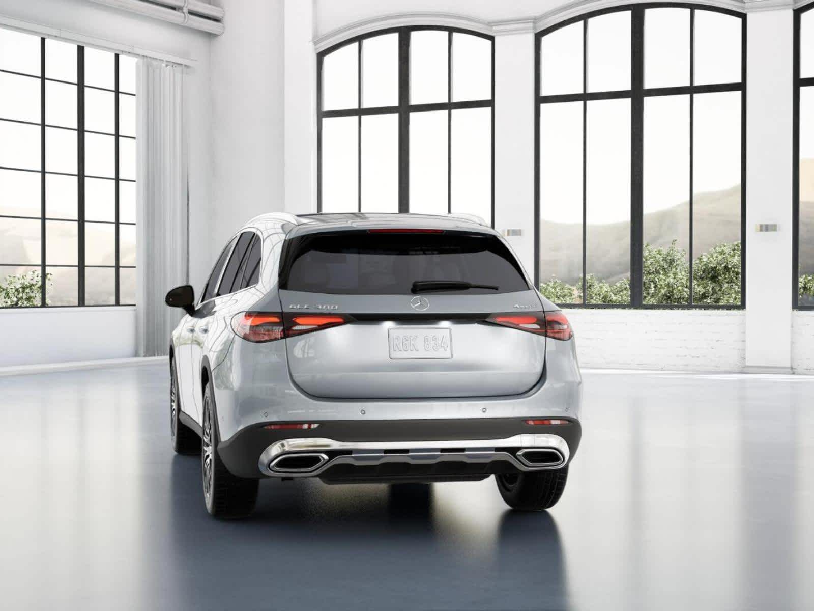 new 2025 Mercedes-Benz GLC 300 car