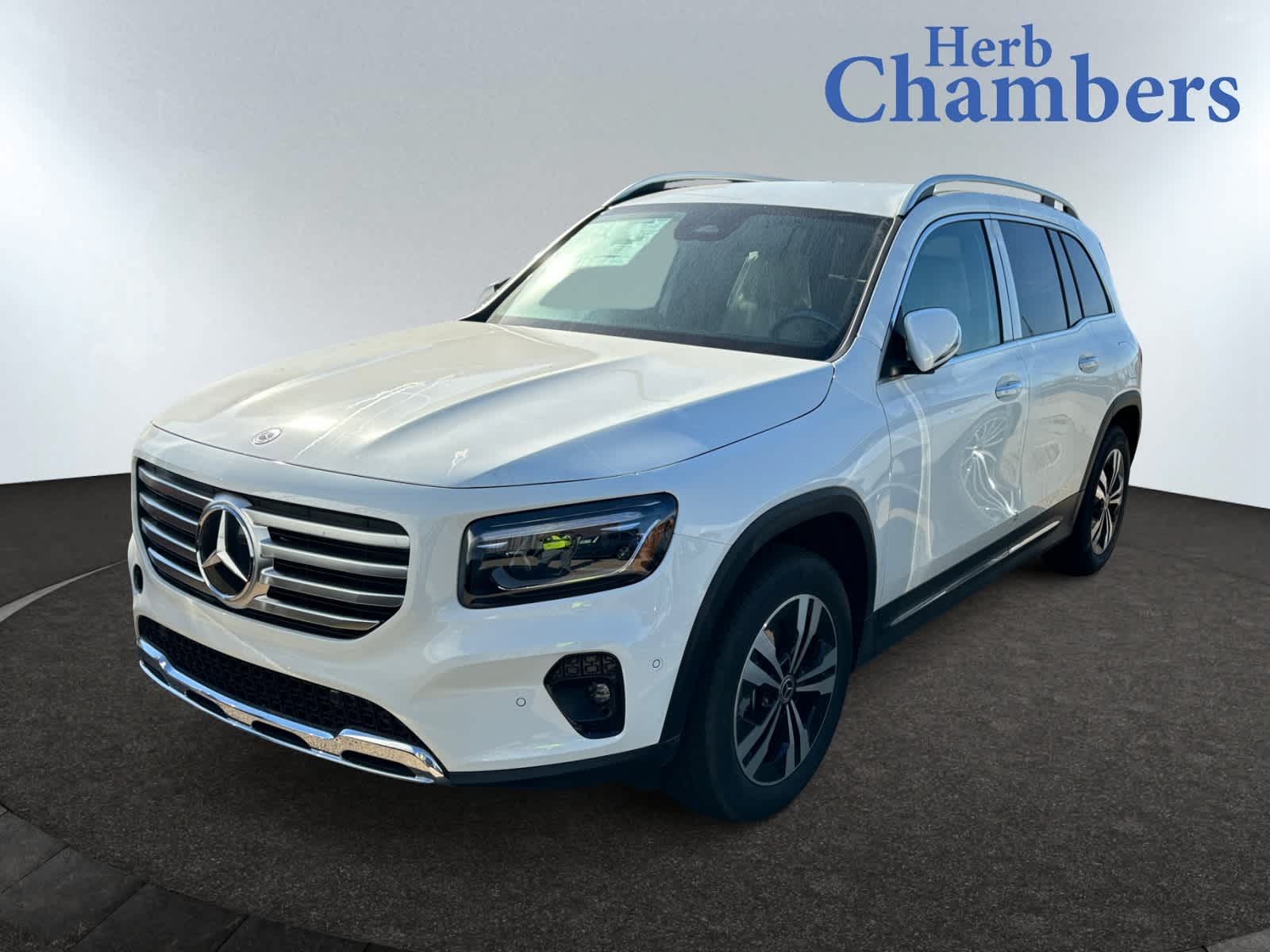 new 2025 Mercedes-Benz GLB 250 car