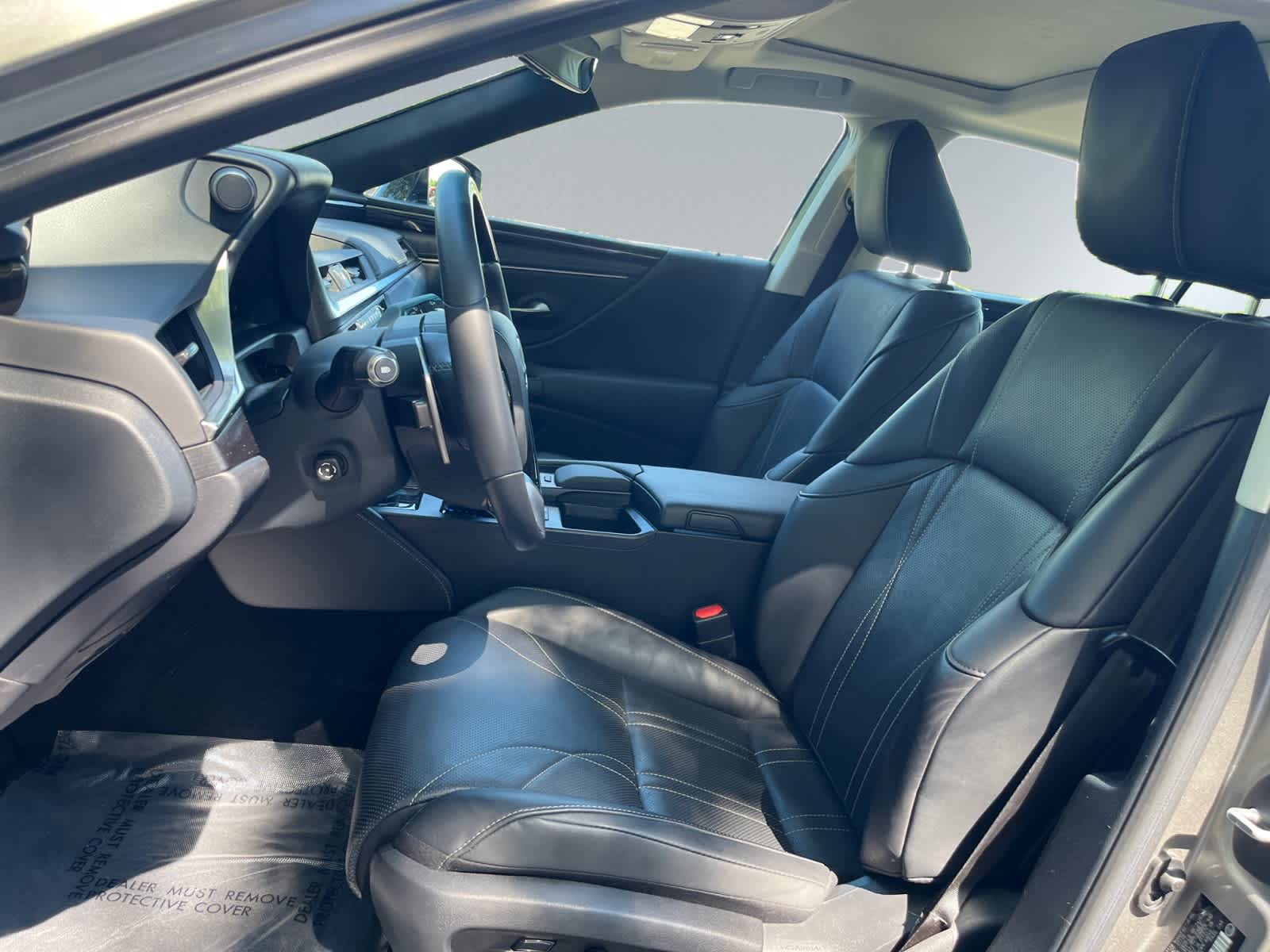 used 2020 Lexus ES 300h car, priced at $34,999