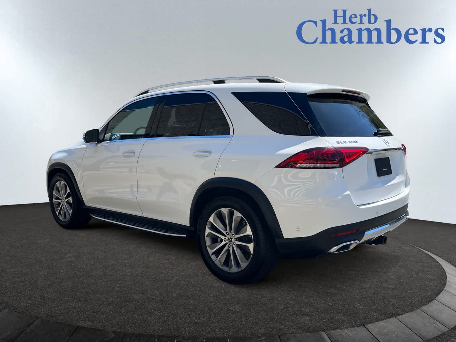 used 2021 Mercedes-Benz GLE 350 car, priced at $38,498