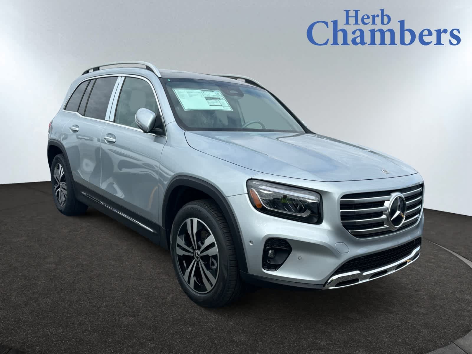 new 2025 Mercedes-Benz GLB 250 car