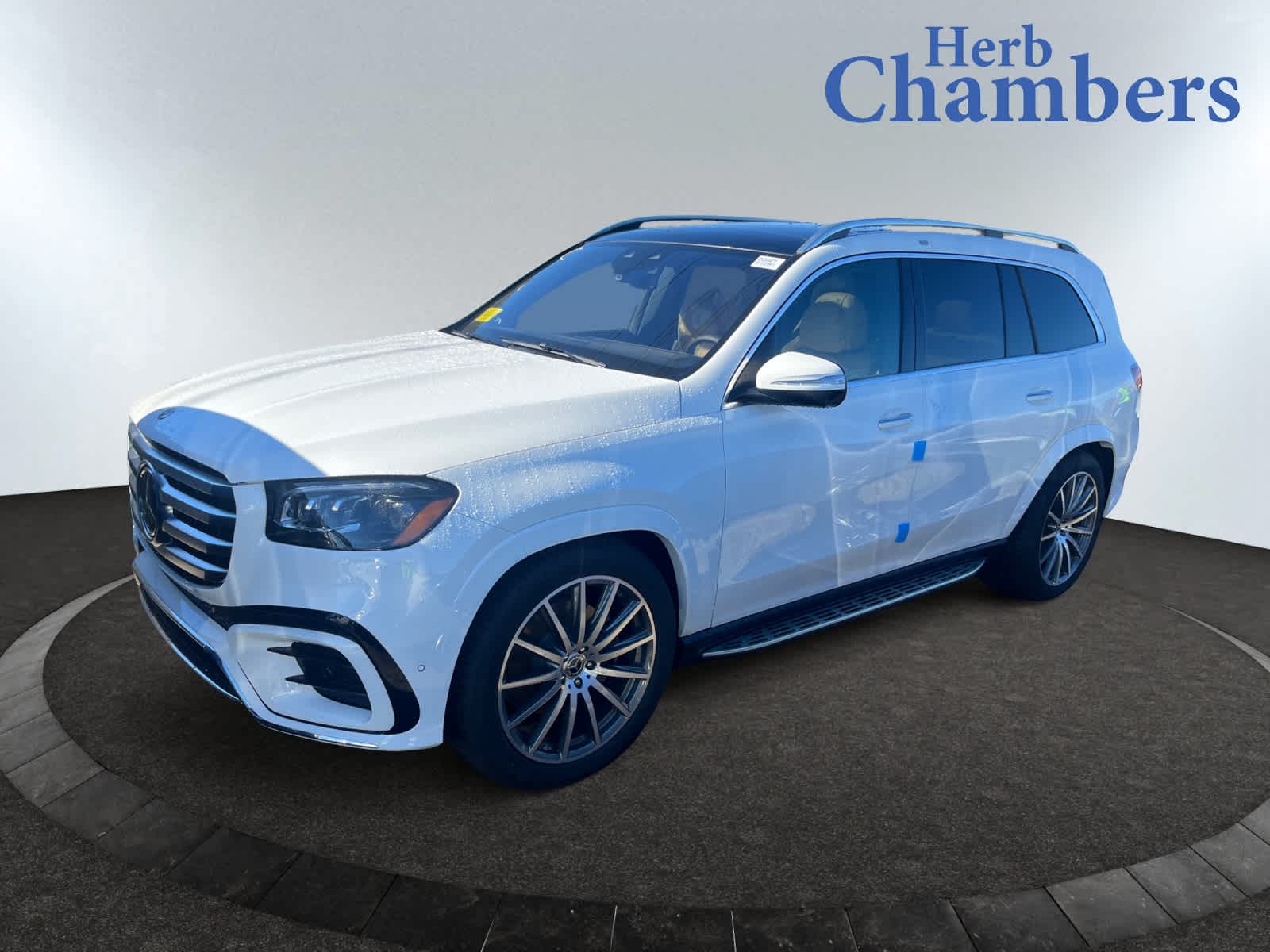 new 2025 Mercedes-Benz GLS 580 car