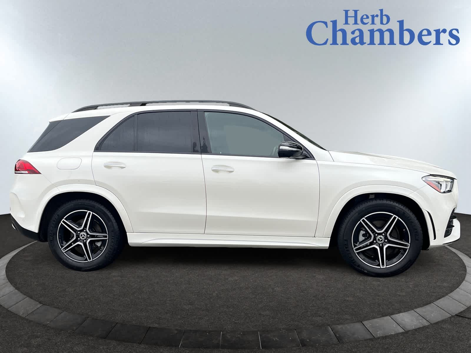 used 2023 Mercedes-Benz GLE 450 car, priced at $60,998