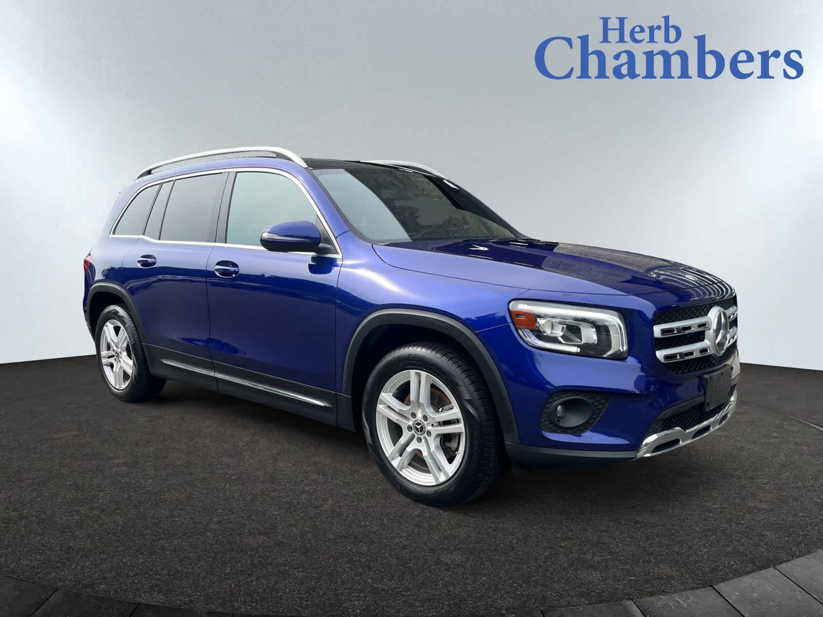 used 2020 Mercedes-Benz GLB 250 car, priced at $26,998