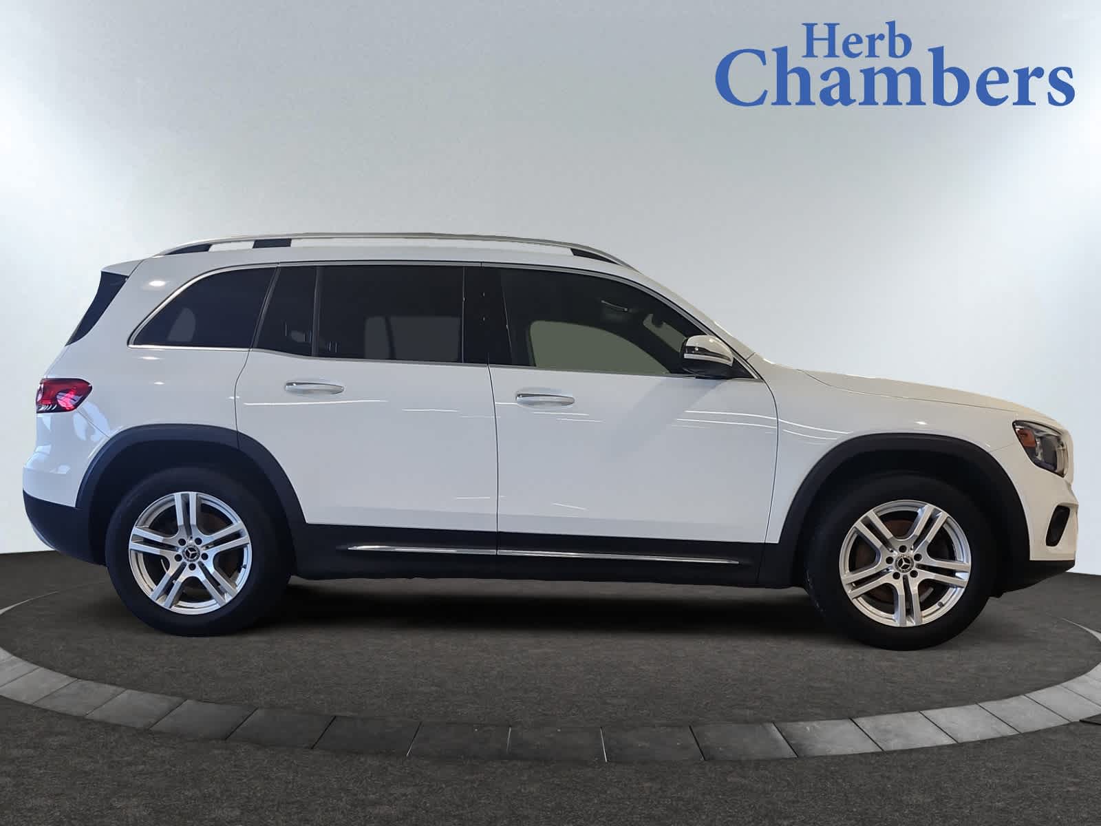 used 2020 Mercedes-Benz GLB 250 car, priced at $19,997