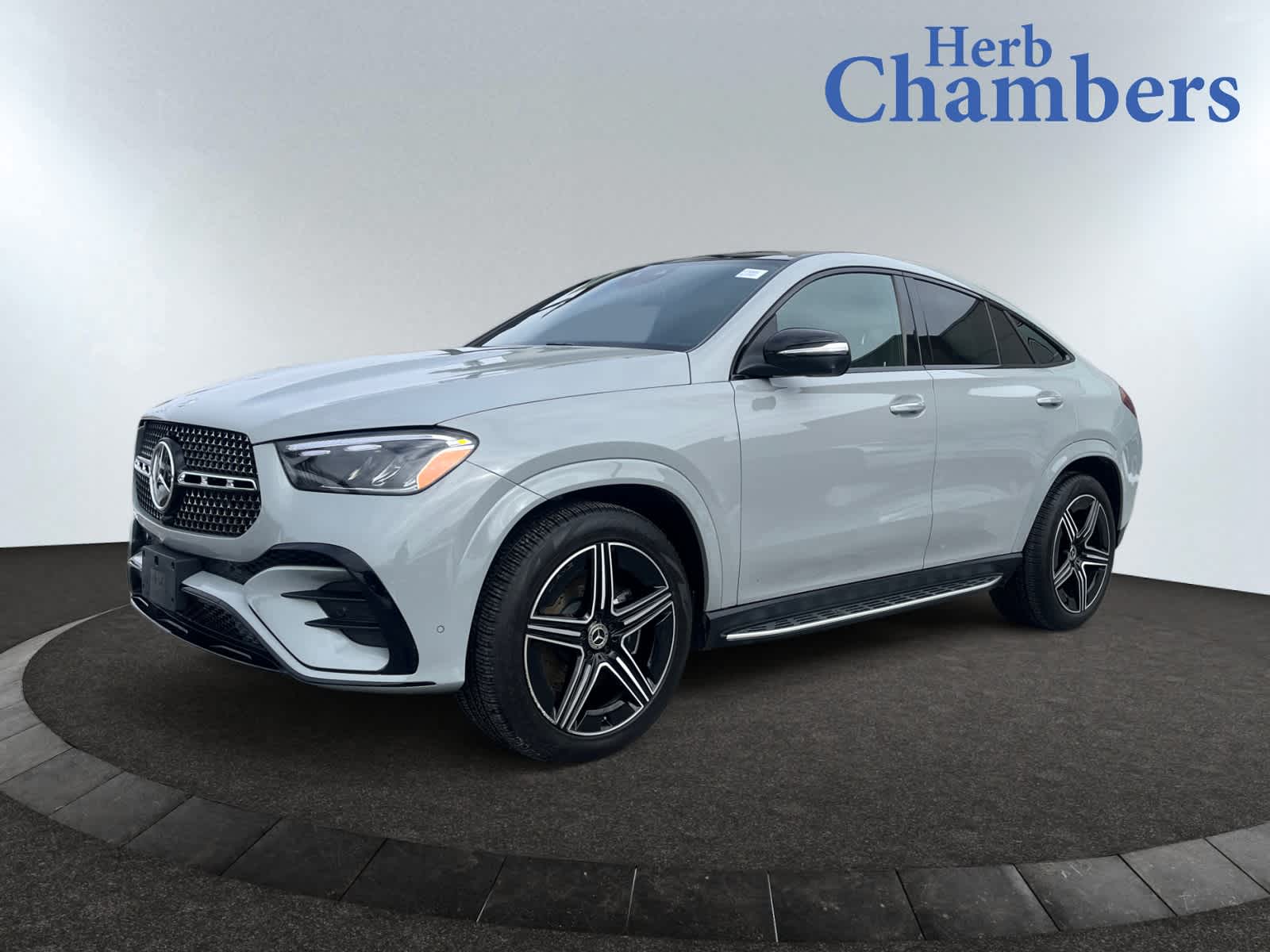 used 2025 Mercedes-Benz GLE 450 car, priced at $78,998