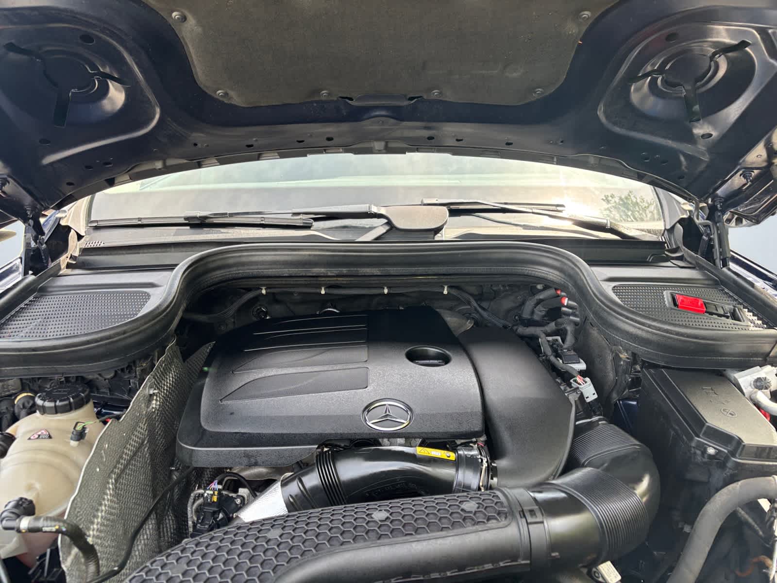 used 2020 Mercedes-Benz GLE 350 car, priced at $37,999