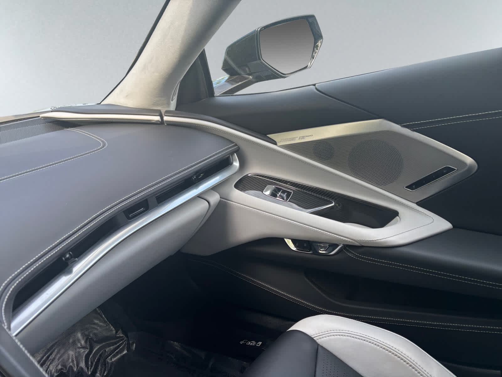 used 2022 Chevrolet Corvette Stingray car, priced at $76,499