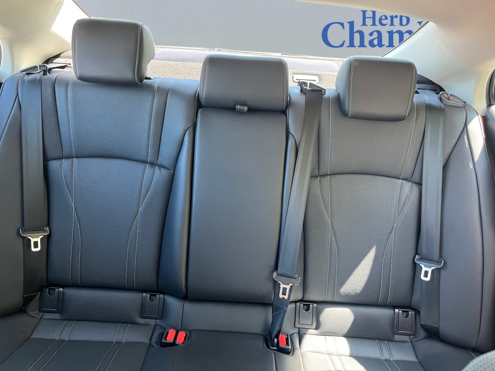 used 2020 Lexus ES 300h car, priced at $34,999
