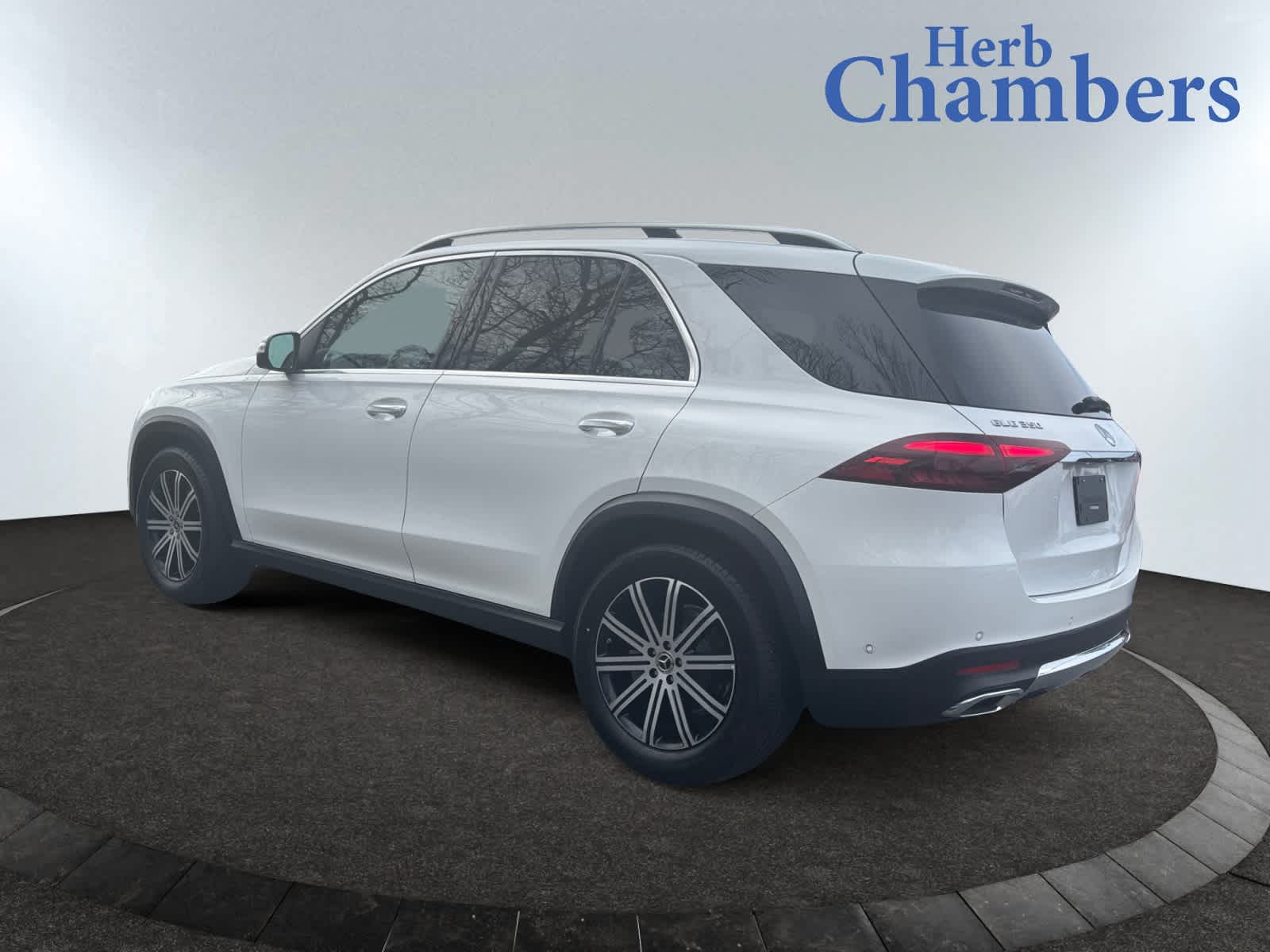 used 2025 Mercedes-Benz GLE 350 car, priced at $61,998