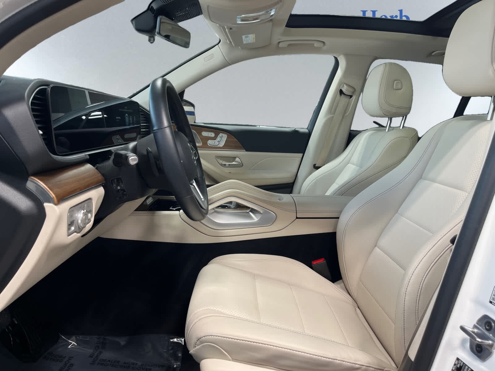used 2022 Mercedes-Benz GLE 350 car, priced at $51,998