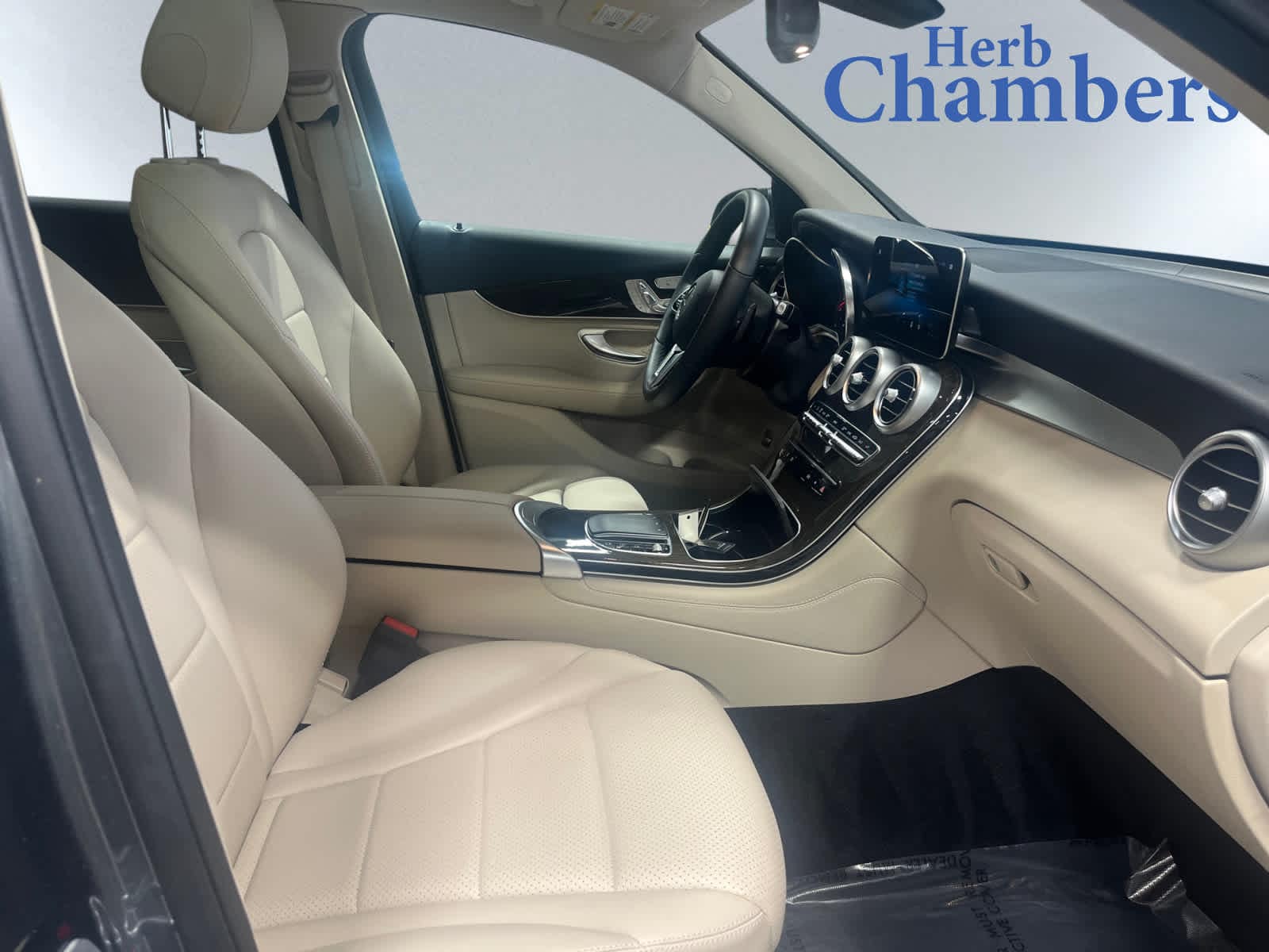 used 2021 Mercedes-Benz GLC 300 car, priced at $34,799