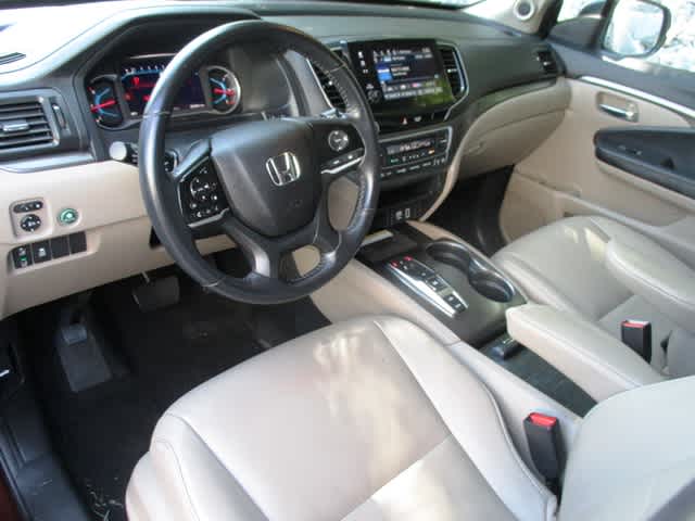 used 2022 Honda Pilot car, priced at $32,997