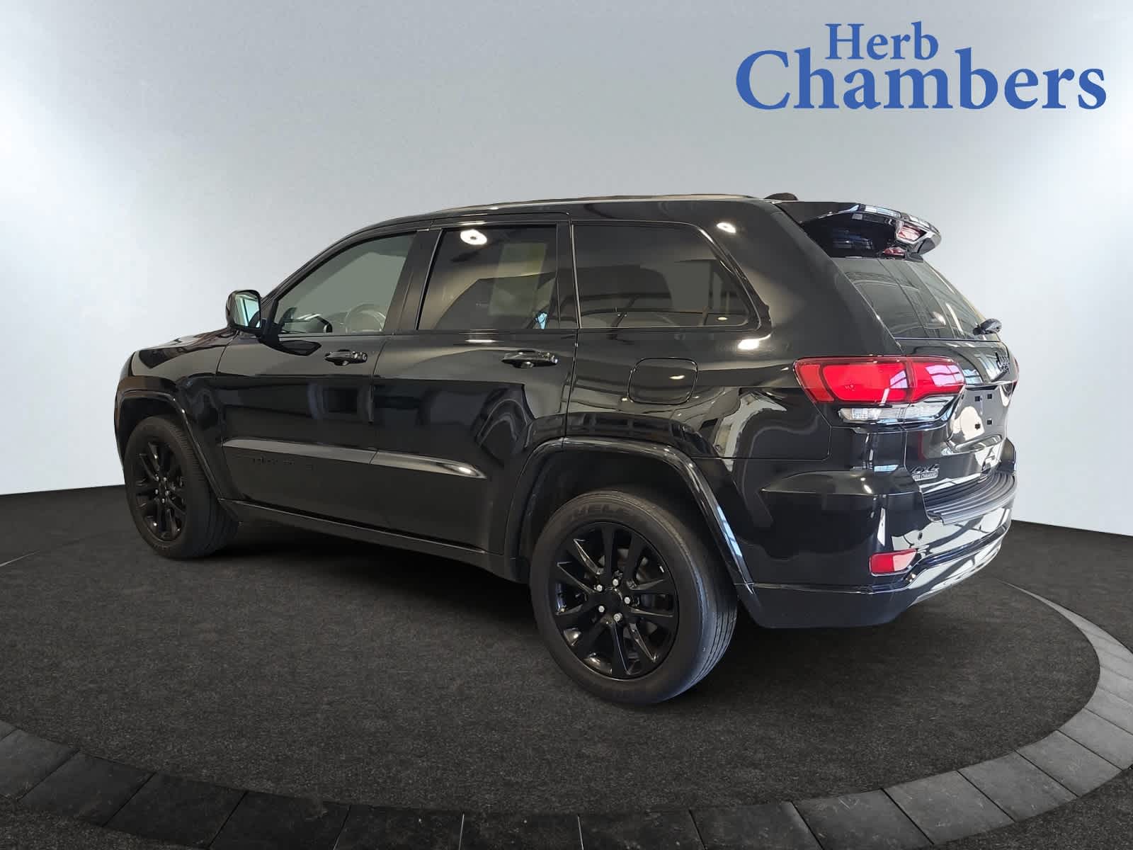 used 2019 Jeep Grand Cherokee car, priced at $23,997