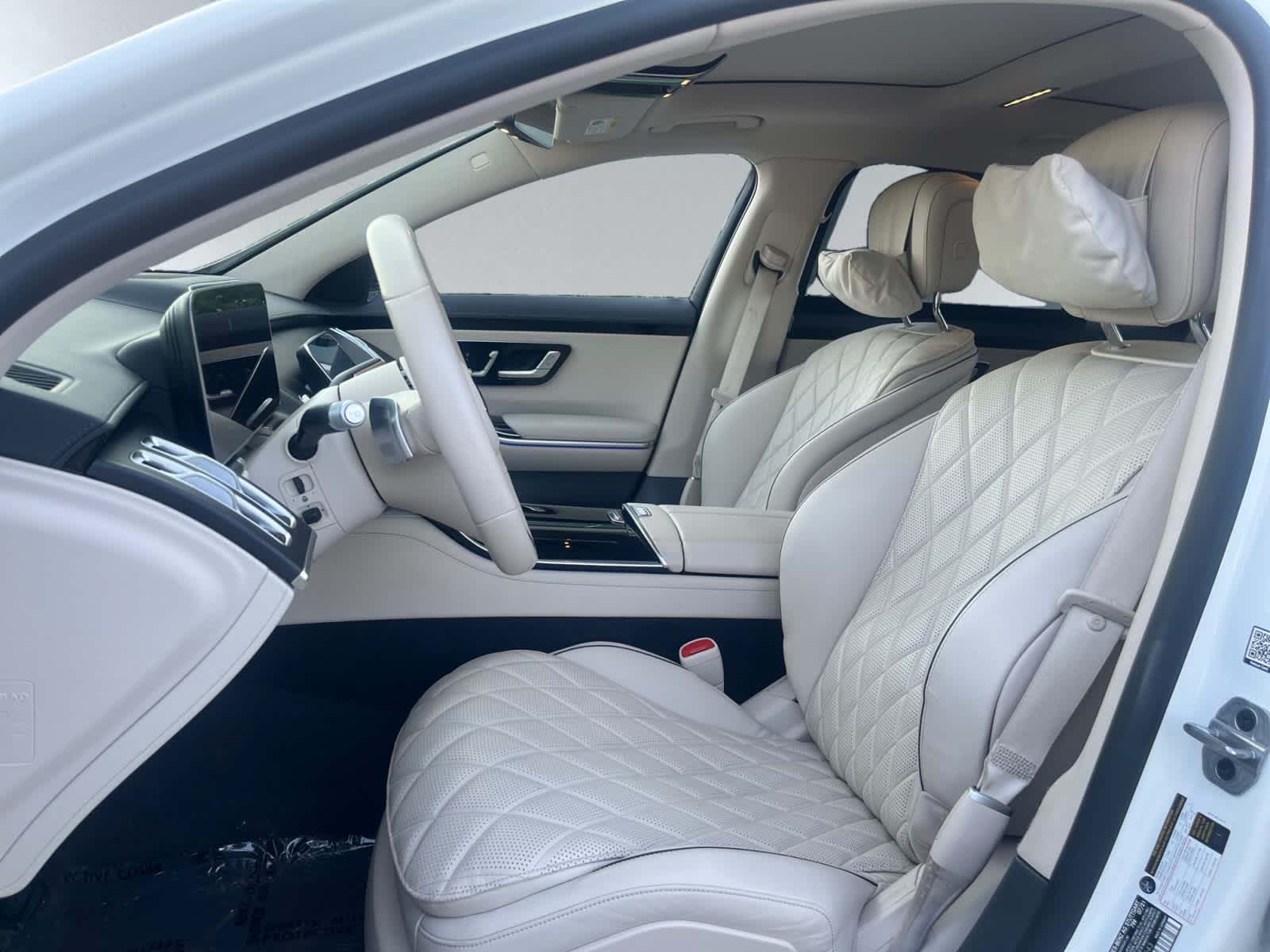 used 2022 Mercedes-Benz Maybach car, priced at $72,998