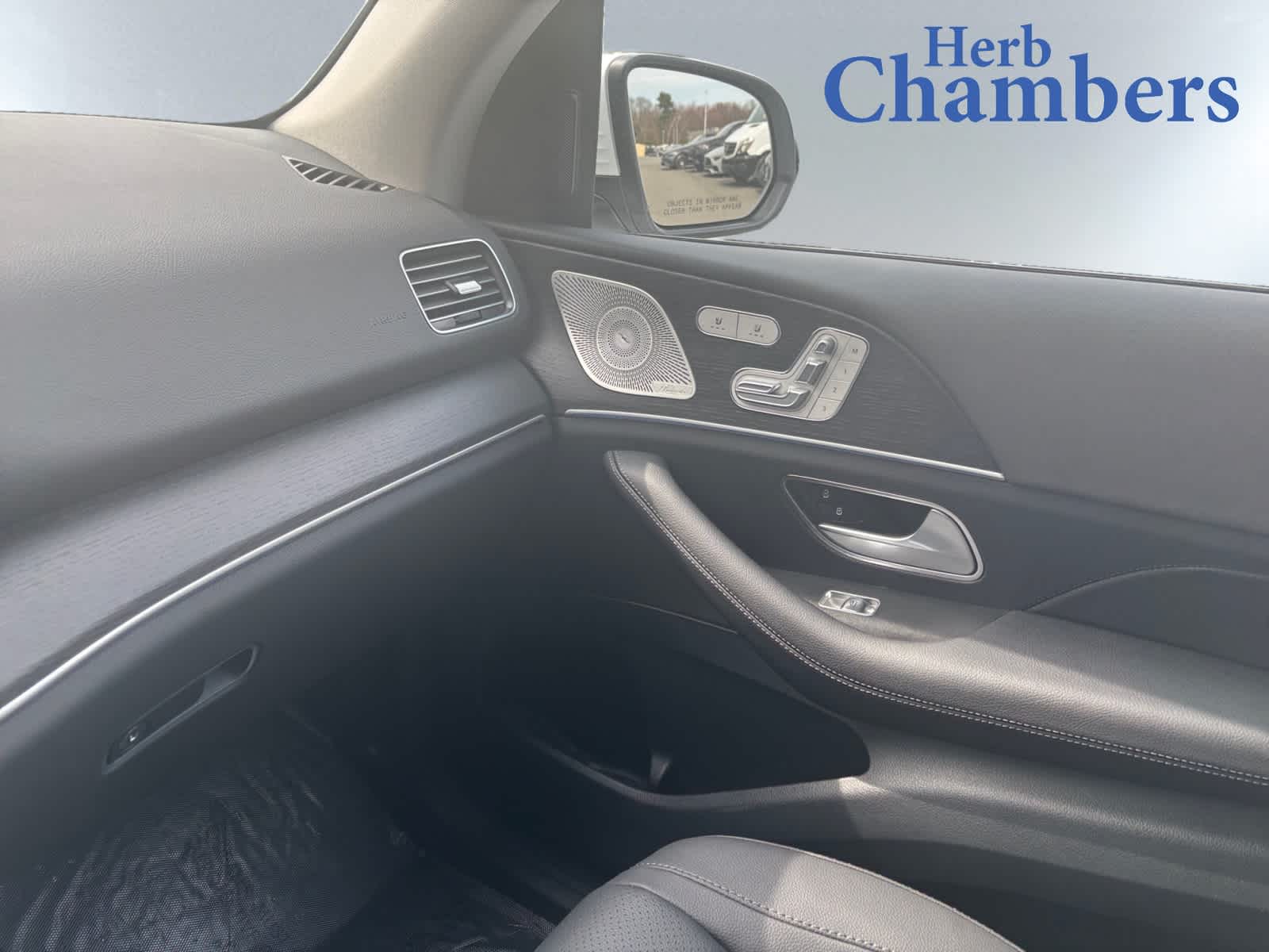 used 2025 Mercedes-Benz GLE 350 car, priced at $61,998