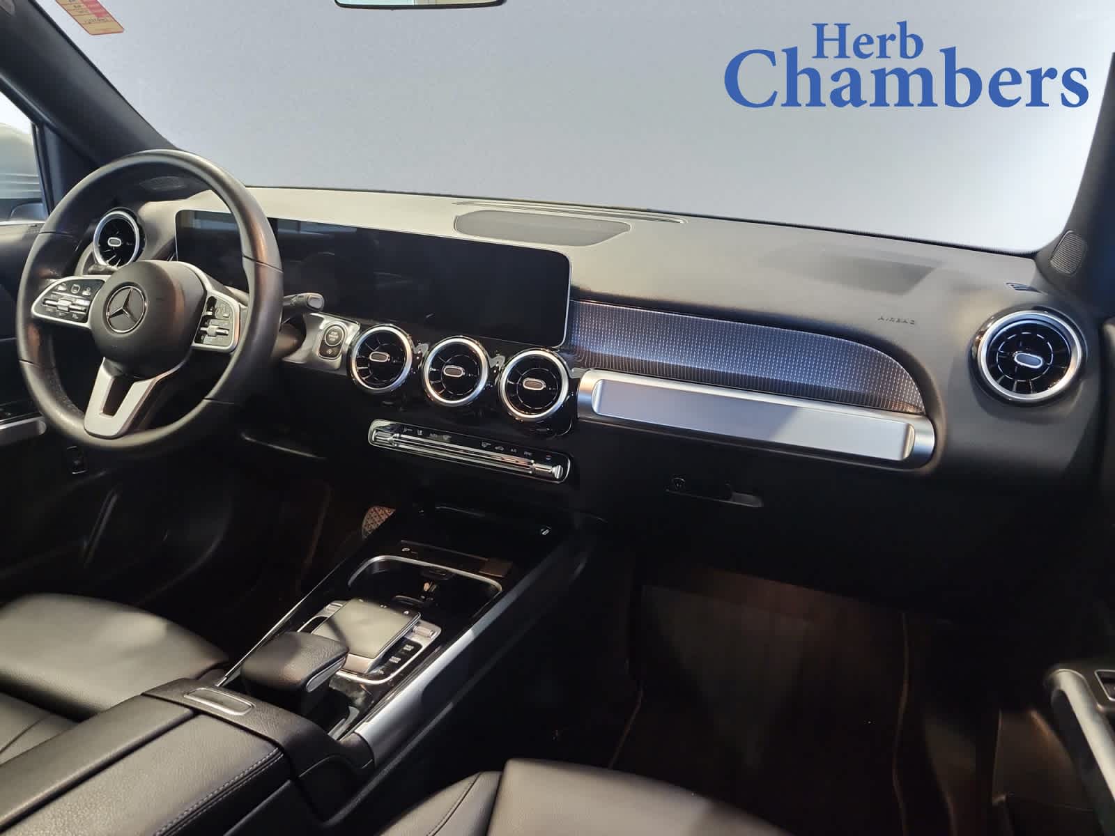used 2020 Mercedes-Benz GLB 250 car, priced at $21,997