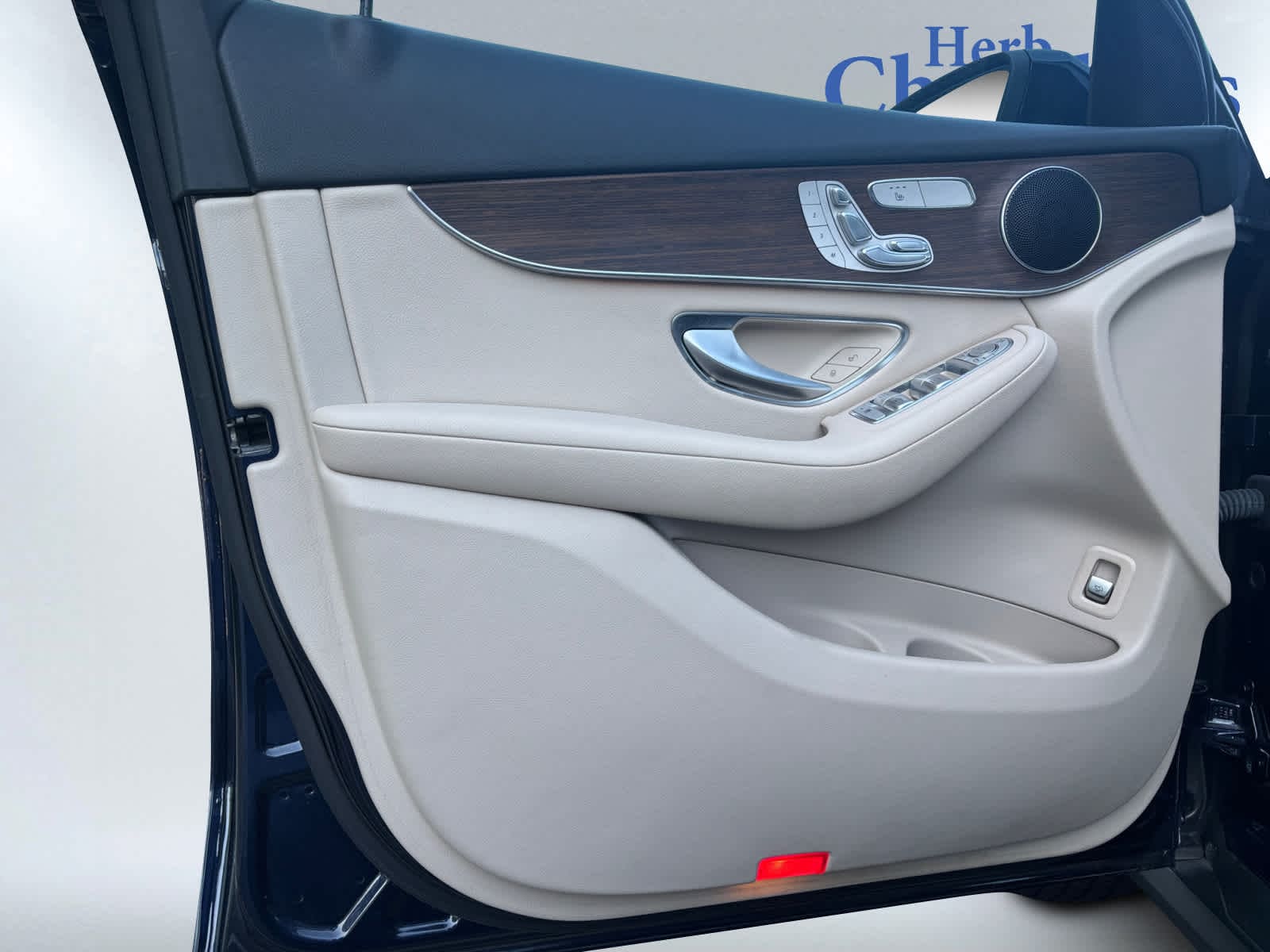 used 2022 Mercedes-Benz GLC 300 car, priced at $36,598