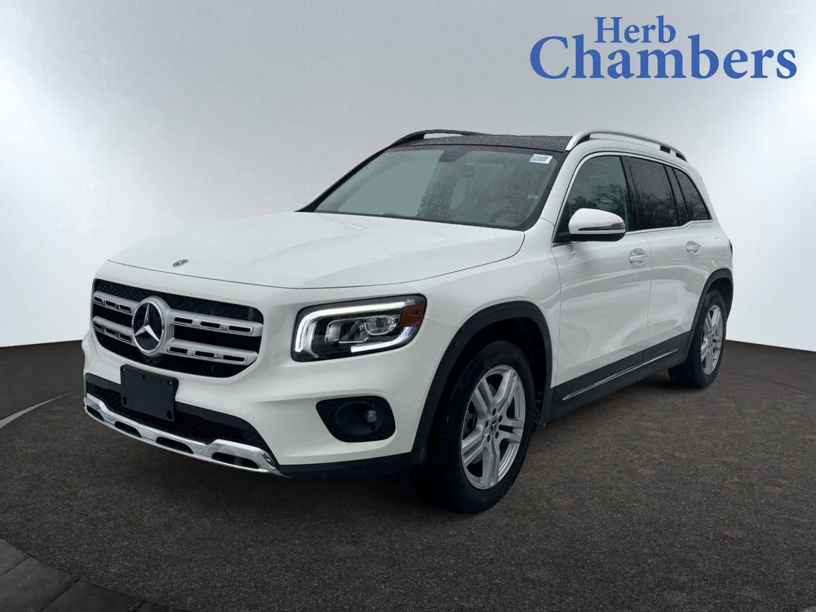 used 2022 Mercedes-Benz GLB 250 car, priced at $31,998