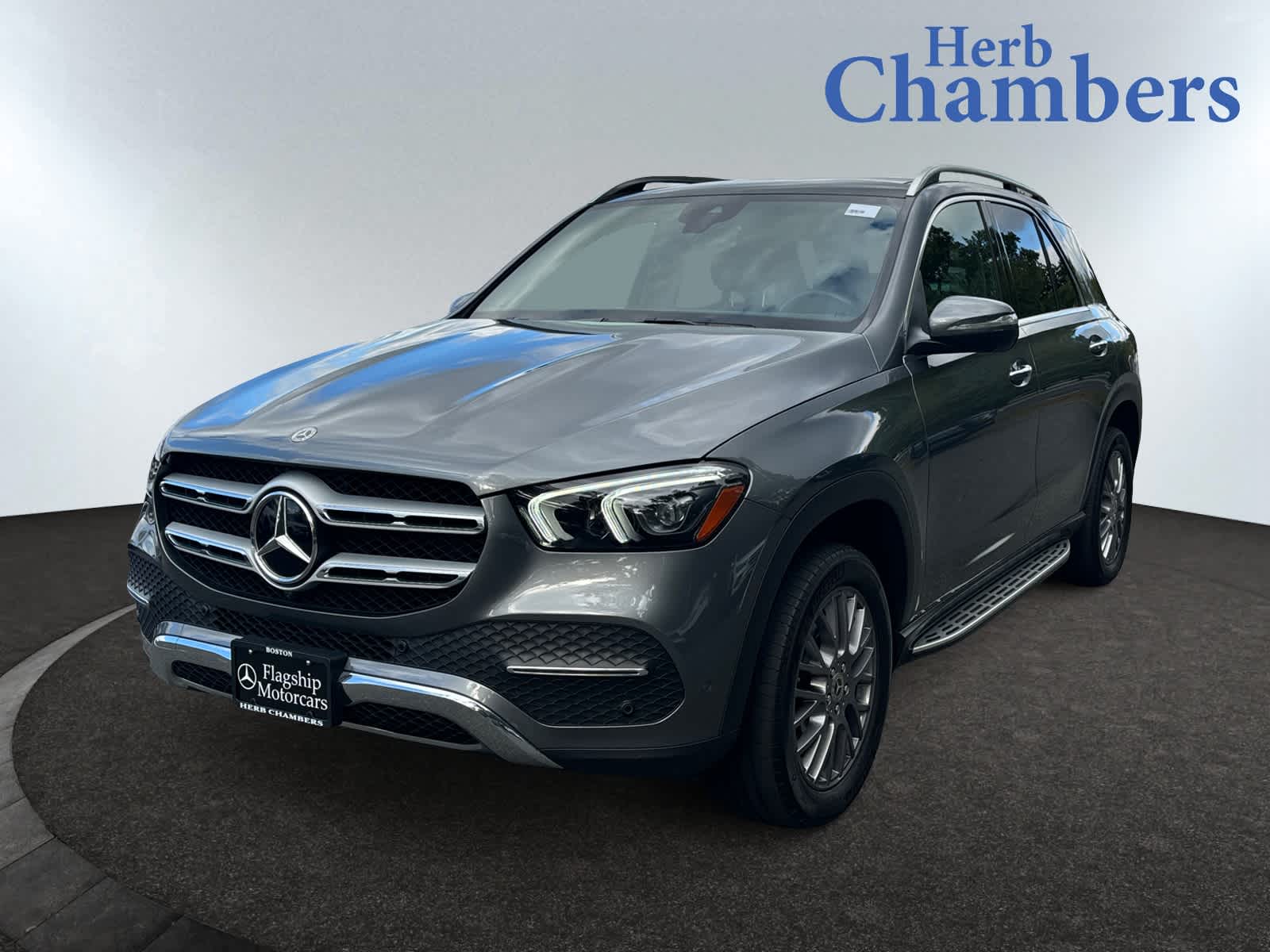 used 2022 Mercedes-Benz GLE 350 car, priced at $49,998