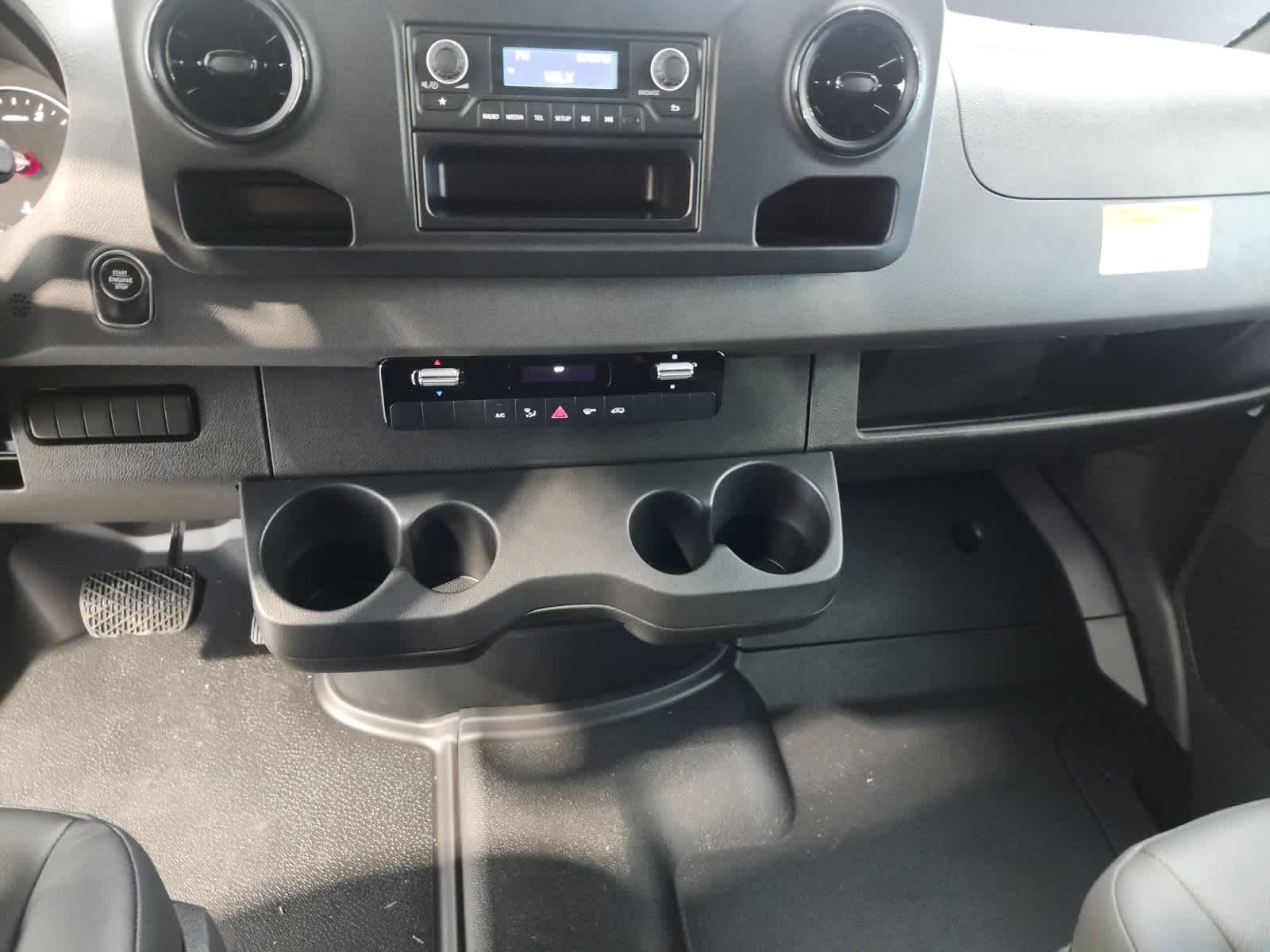 new 2025 Mercedes-Benz Sprinter car