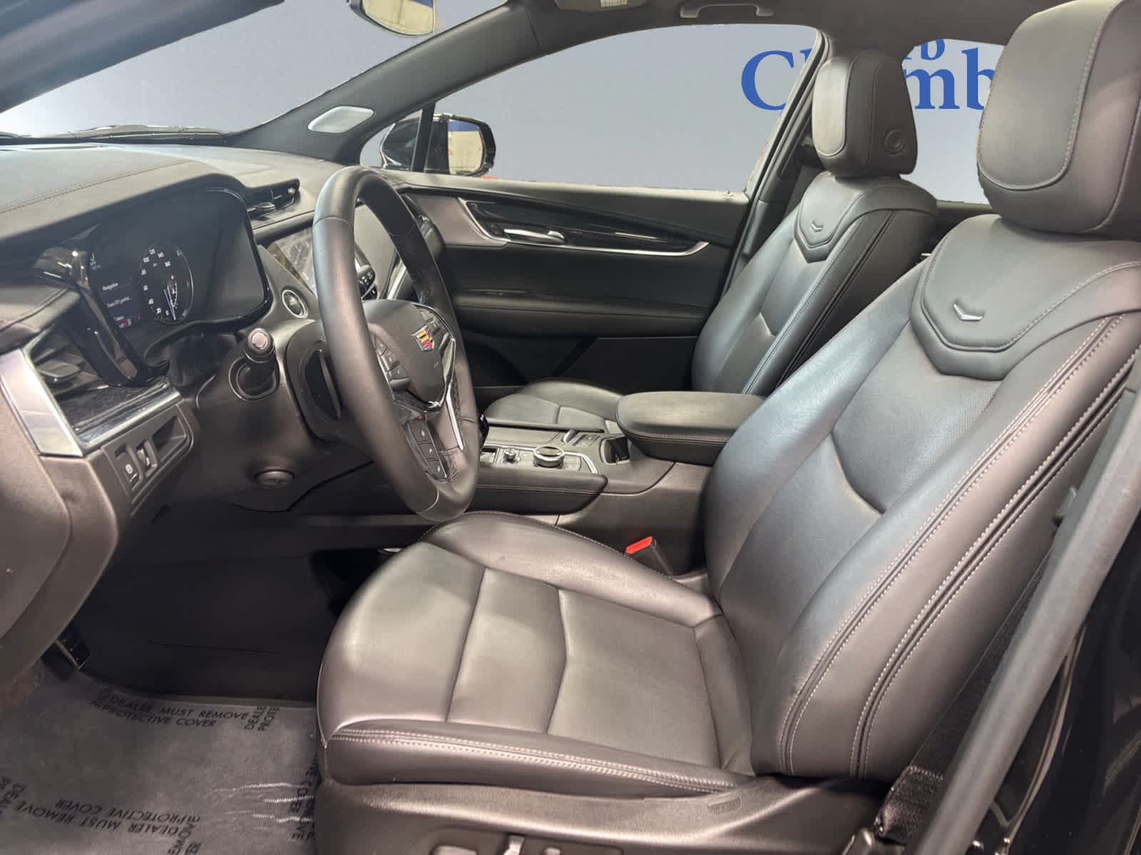 used 2023 Cadillac XT5 car, priced at $30,999