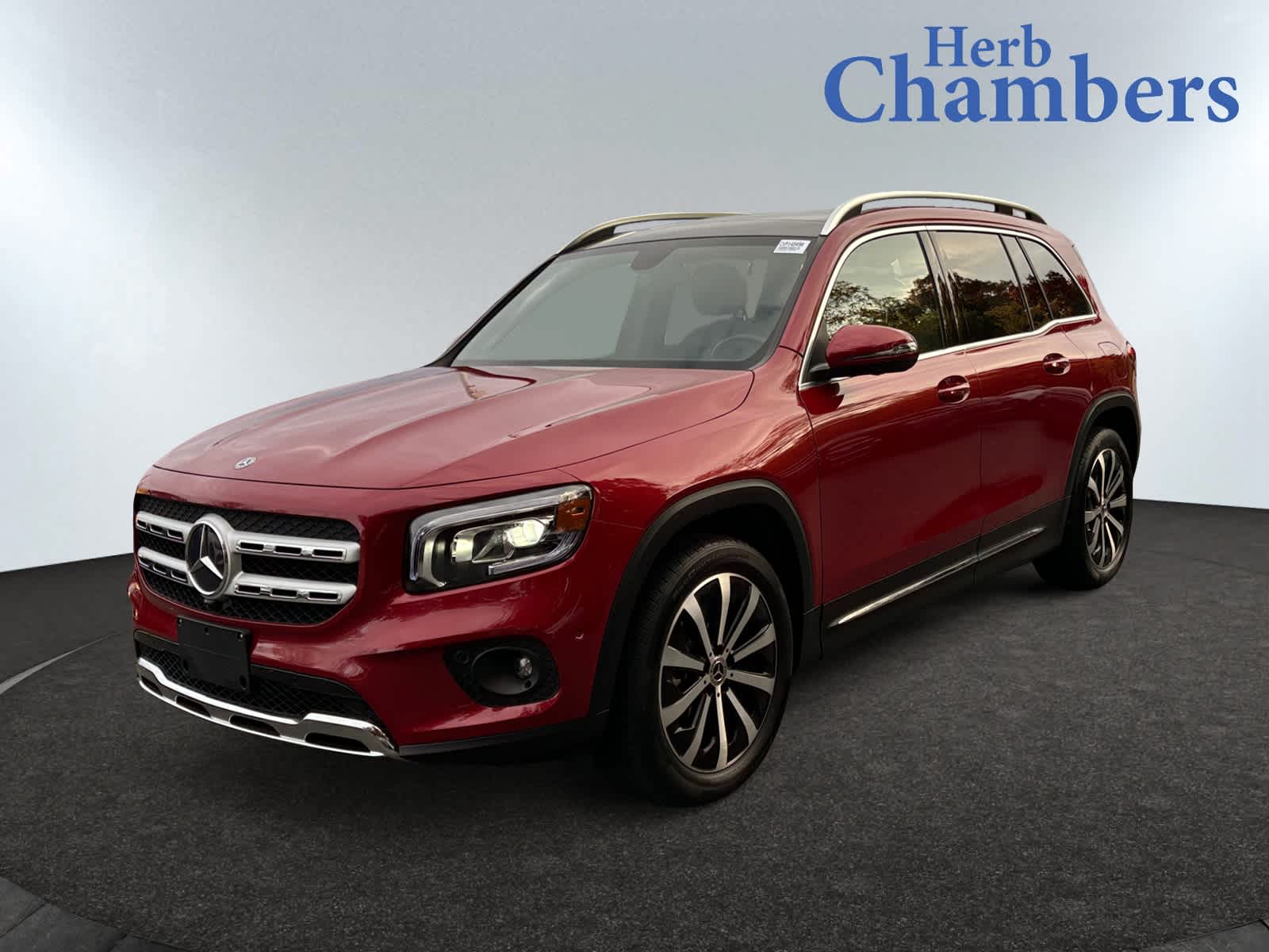 used 2020 Mercedes-Benz GLB 250 car, priced at $26,998