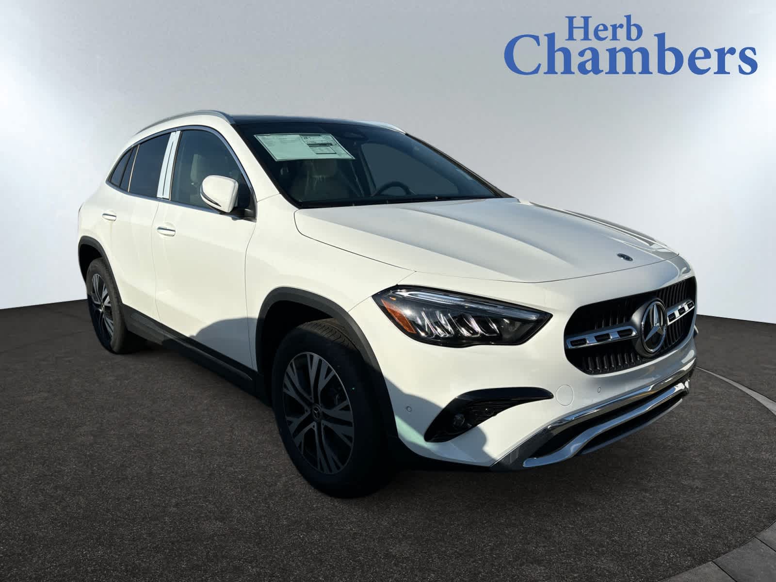 new 2025 Mercedes-Benz GLA 250 car