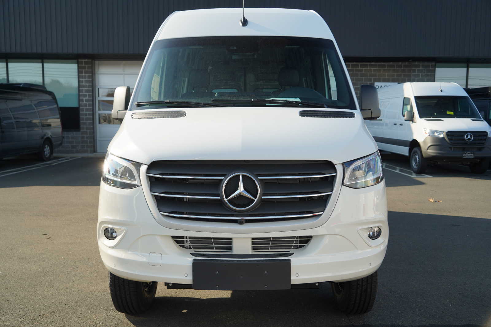 new 2024 Mercedes-Benz Sprinter car