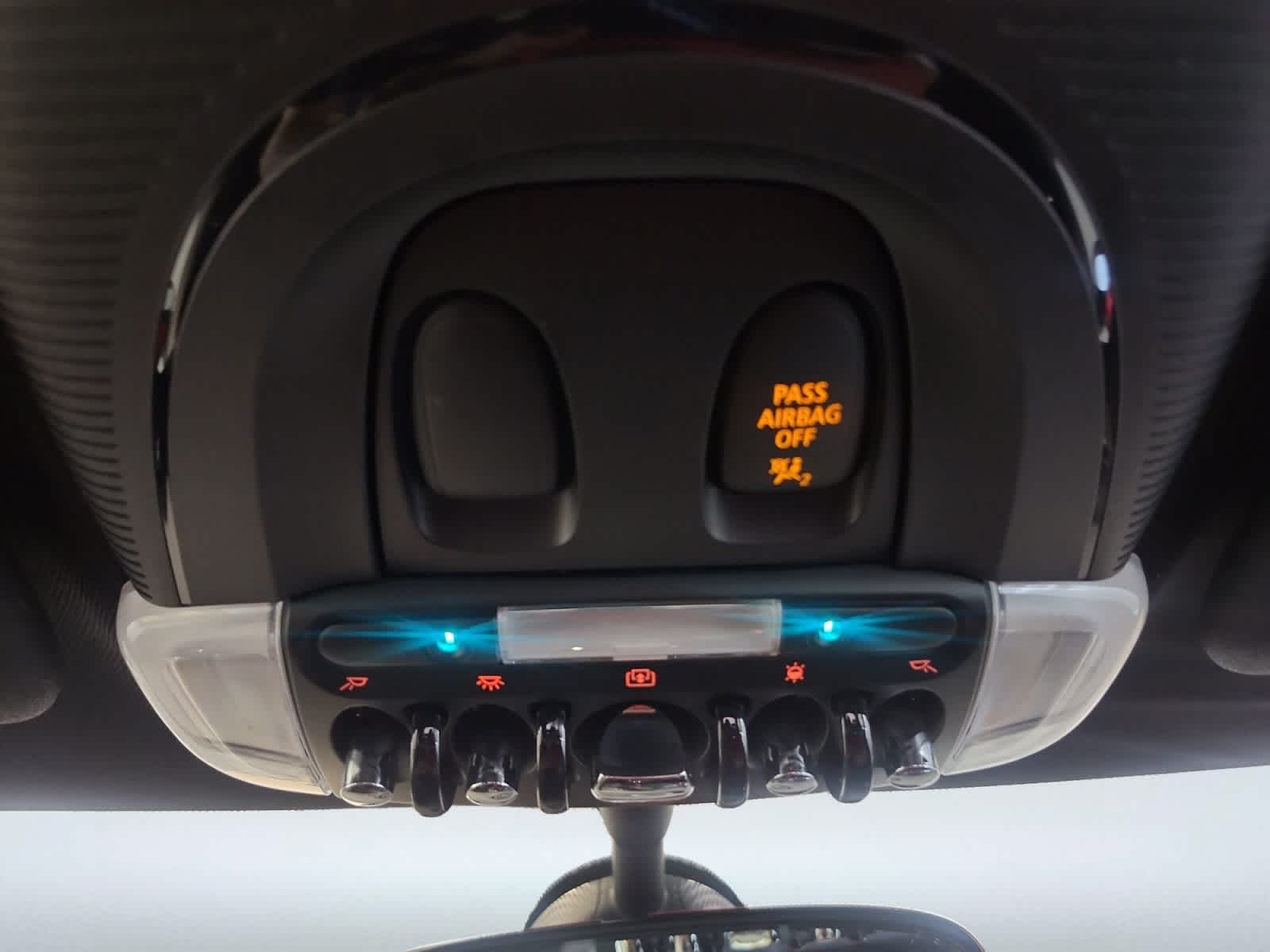 used 2015 MINI Hardtop 2 Door car, priced at $17,997