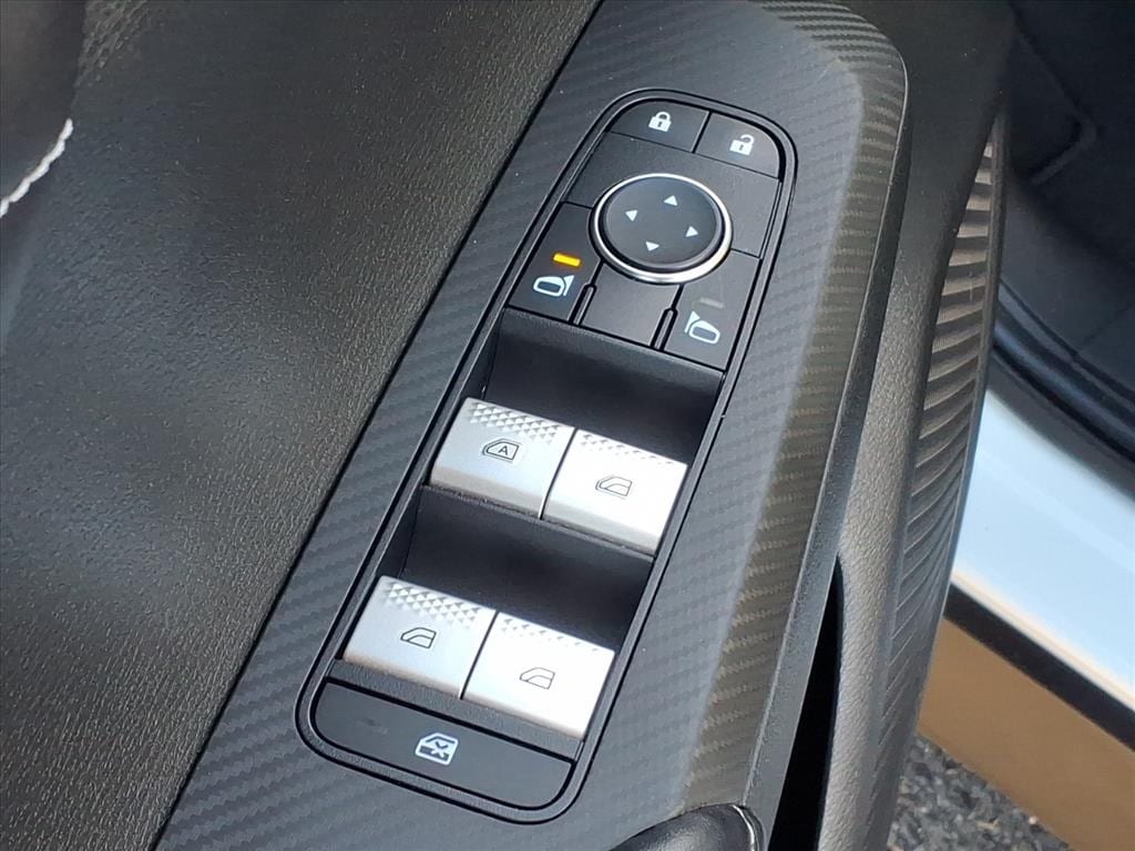 used 2022 Mitsubishi Outlander car, priced at $21,900