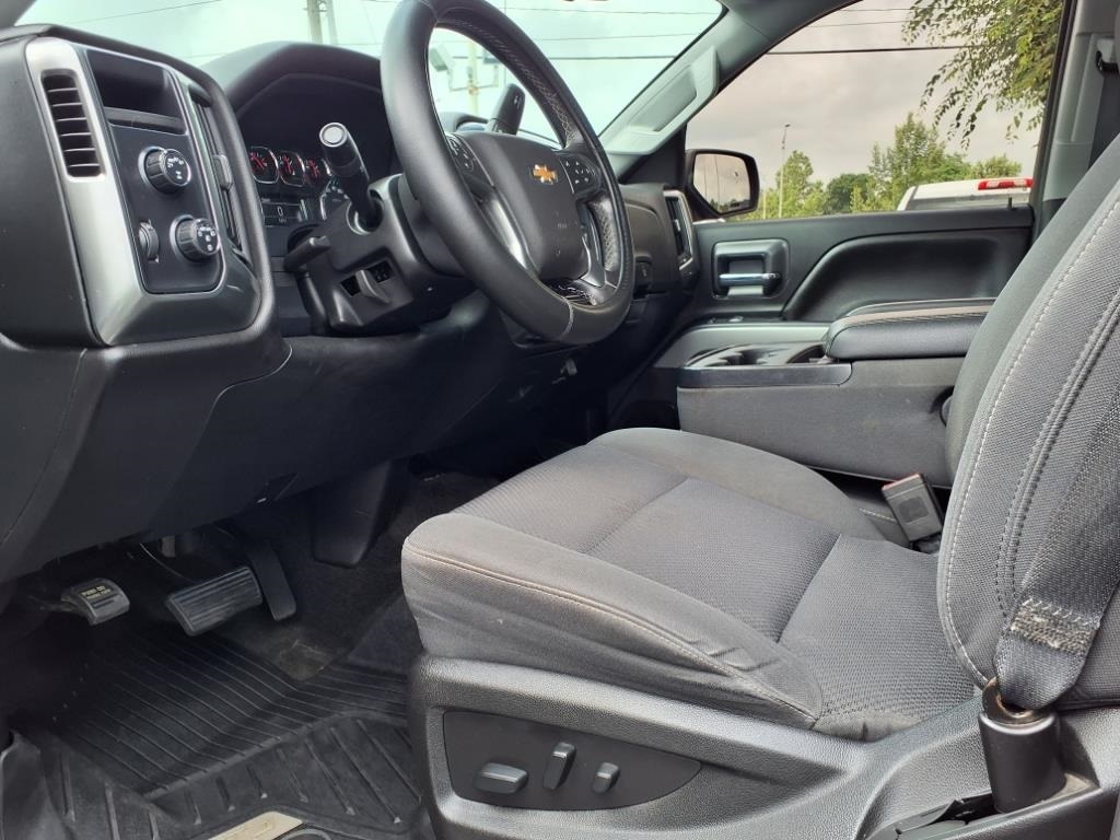 used 2018 Chevrolet Silverado 1500 car, priced at $25,900