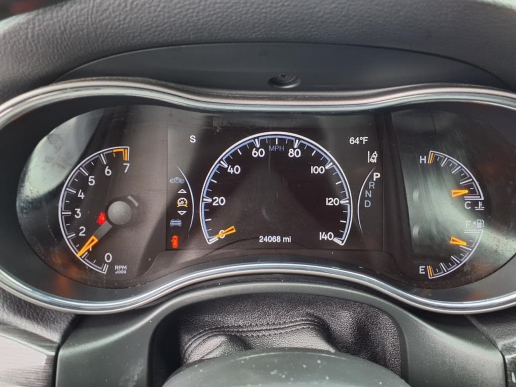 used 2021 Jeep Grand Cherokee car, priced at $32,900