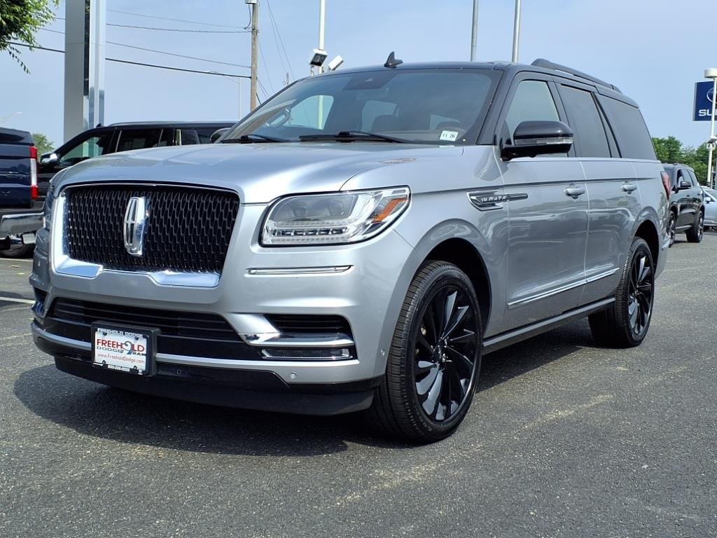 used 2021 Lincoln Navigator car, priced at $53,900