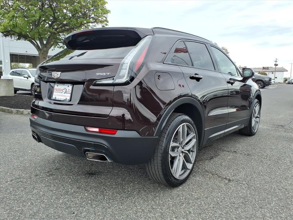 used 2020 Cadillac XT4 car, priced at $17,900