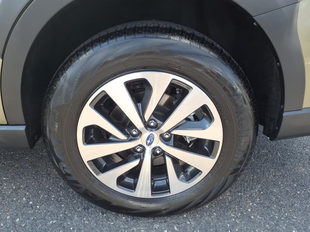 used 2025 Subaru Outback car, priced at $29,500