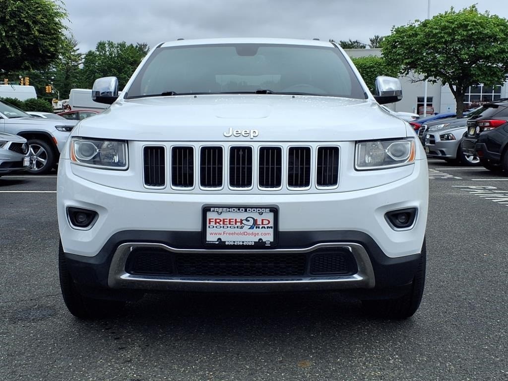 used 2015 Jeep Grand Cherokee car, priced at $15,900