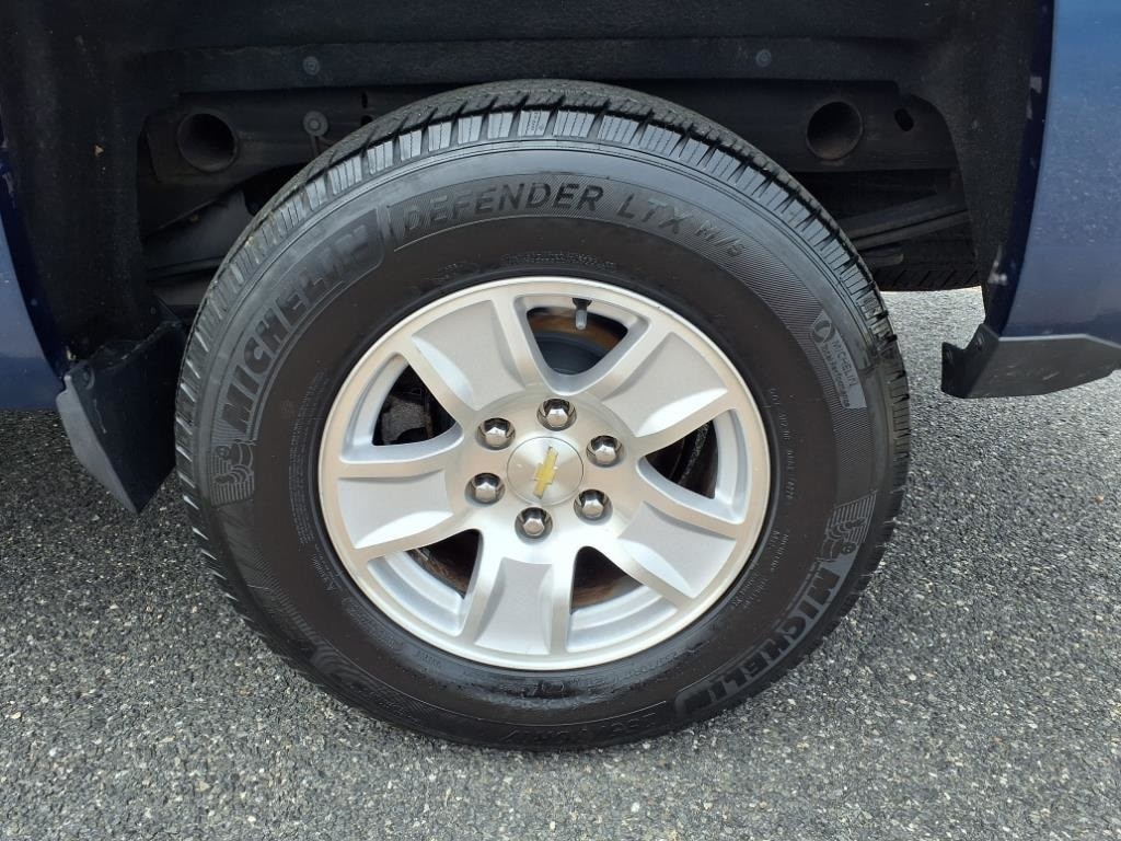 used 2015 Chevrolet Silverado 1500 car, priced at $17,900
