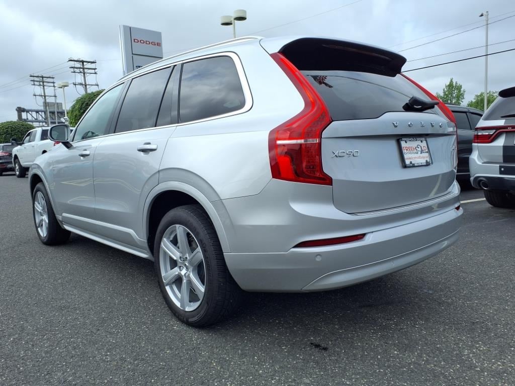 used 2022 Volvo XC90 car, priced at $39,500