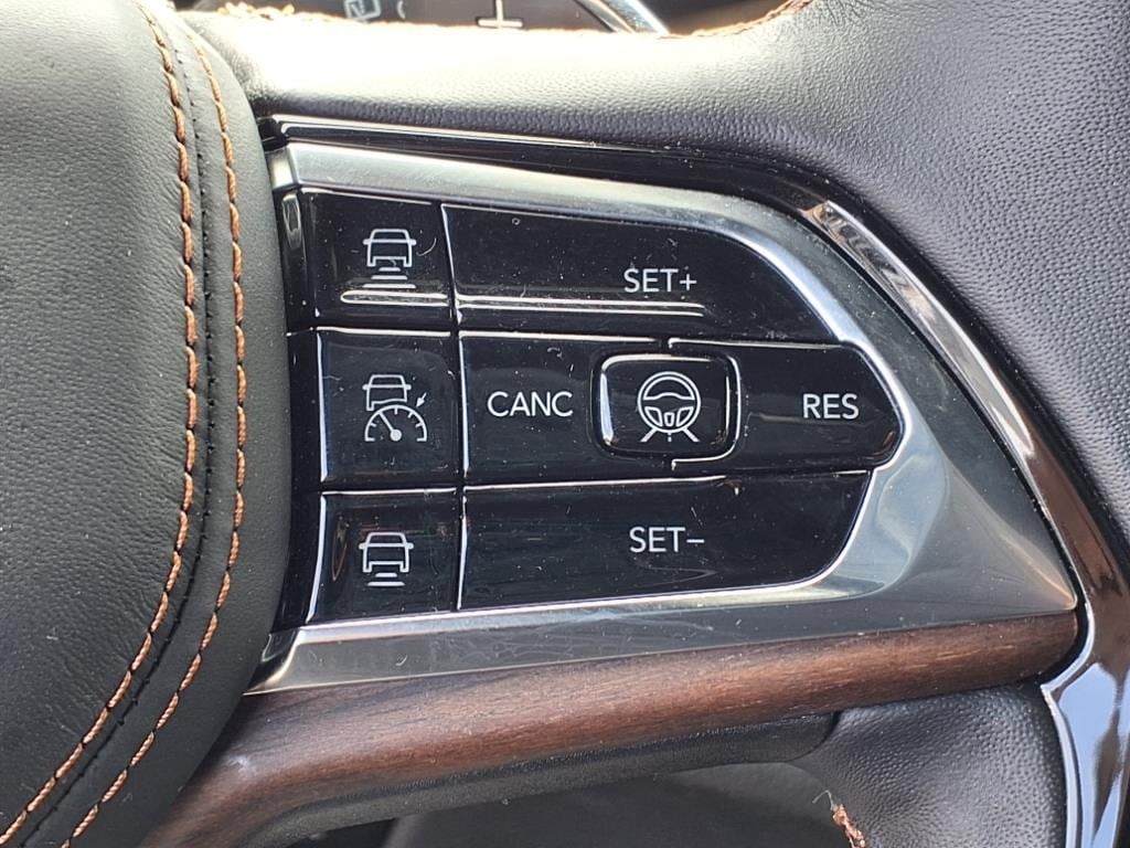 used 2023 Jeep Grand Cherokee car, priced at $44,901