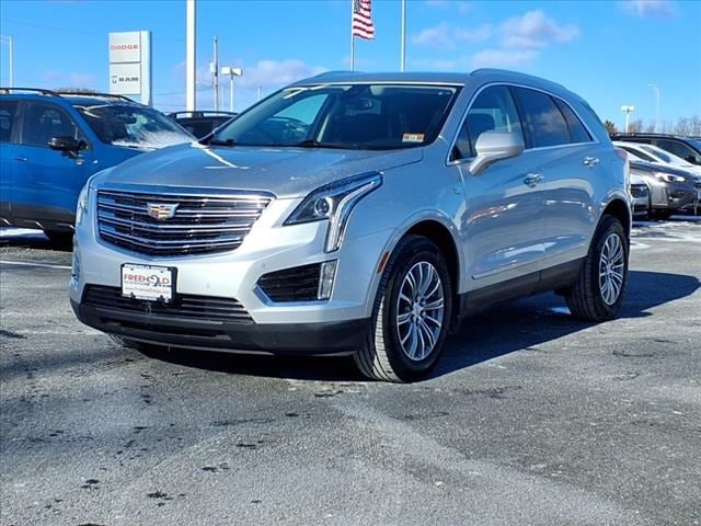 used 2017 Cadillac XT5 car, priced at $18,900