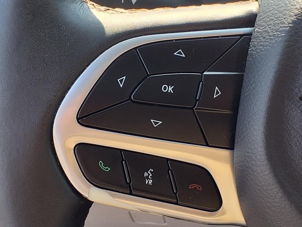 used 2017 Chrysler Pacifica car, priced at $13,900