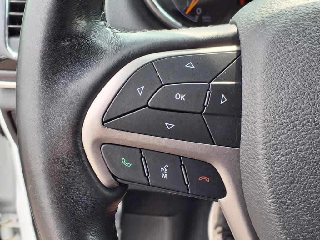 used 2021 Jeep Grand Cherokee car, priced at $28,900