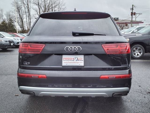 used 2019 Audi Q7 car, priced at $17,500