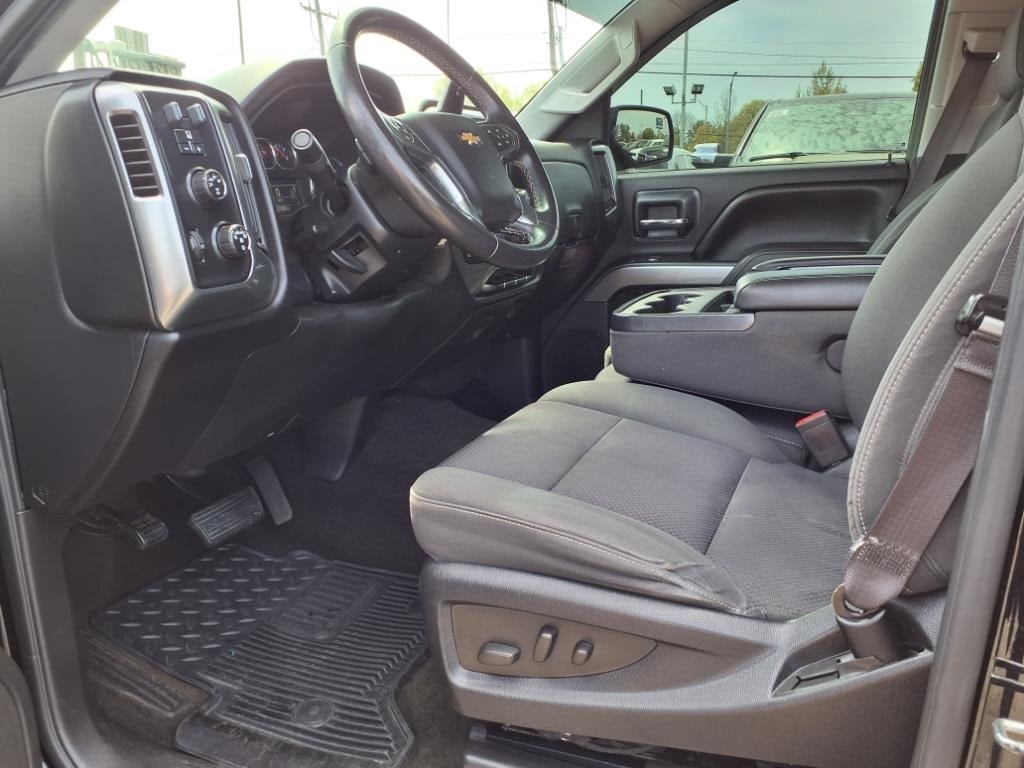 used 2015 Chevrolet Silverado 1500 car, priced at $19,900