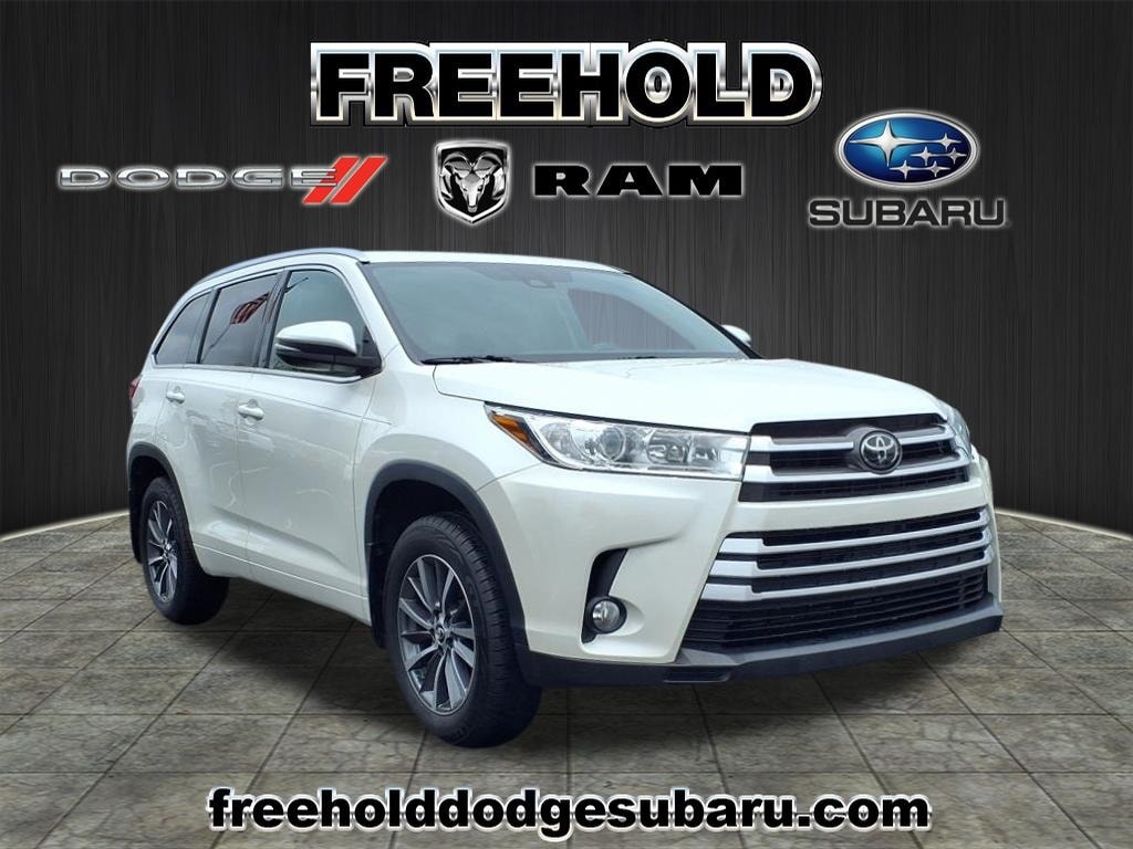 used 2018 Toyota Highlander car, priced at $24,500